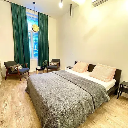 Romance Residency With Finn Sauna *