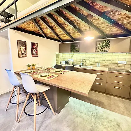 Apartamento Romance Residency With Finn Sauna Budapeste