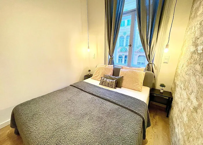 Romance Residency With Finn Sauna *