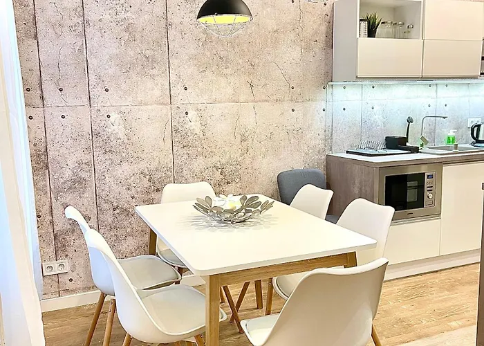Romance Residency With Finn Sauna Budapest